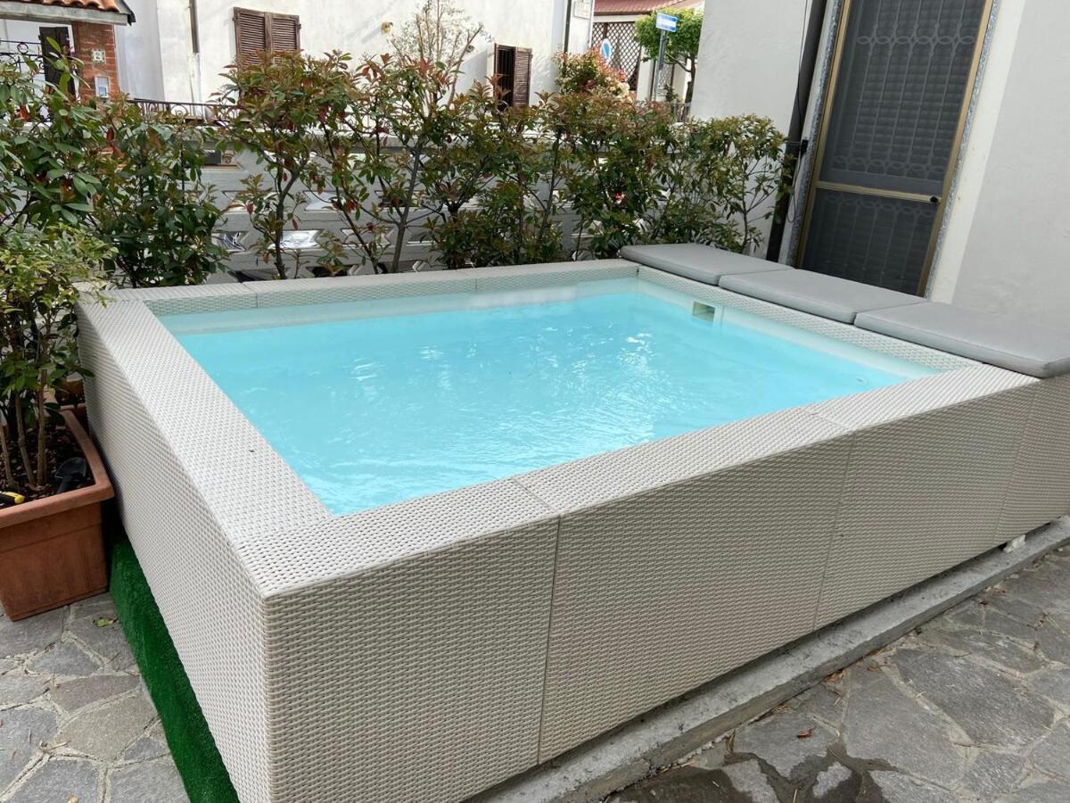 Jacuzzi & Relax - Casa Indipendente 20Min Da Milano Villa Zelo Buon Persico Екстериор снимка